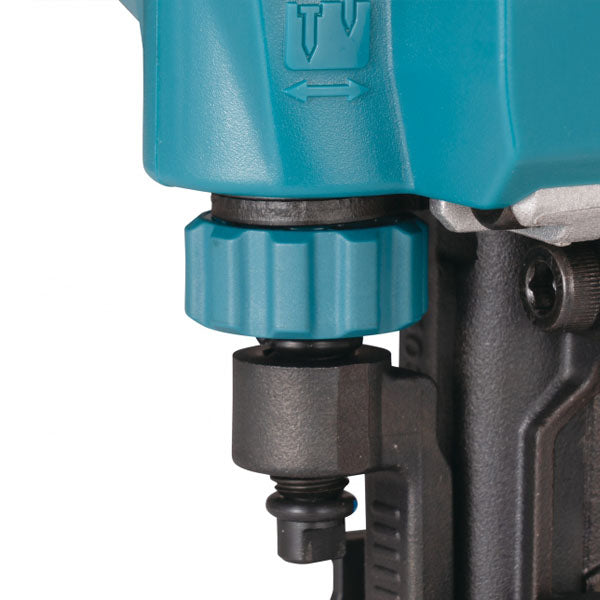 CLOUEUR DE CHARPENTE 3-1/2'' MAKITA - DBN900Z