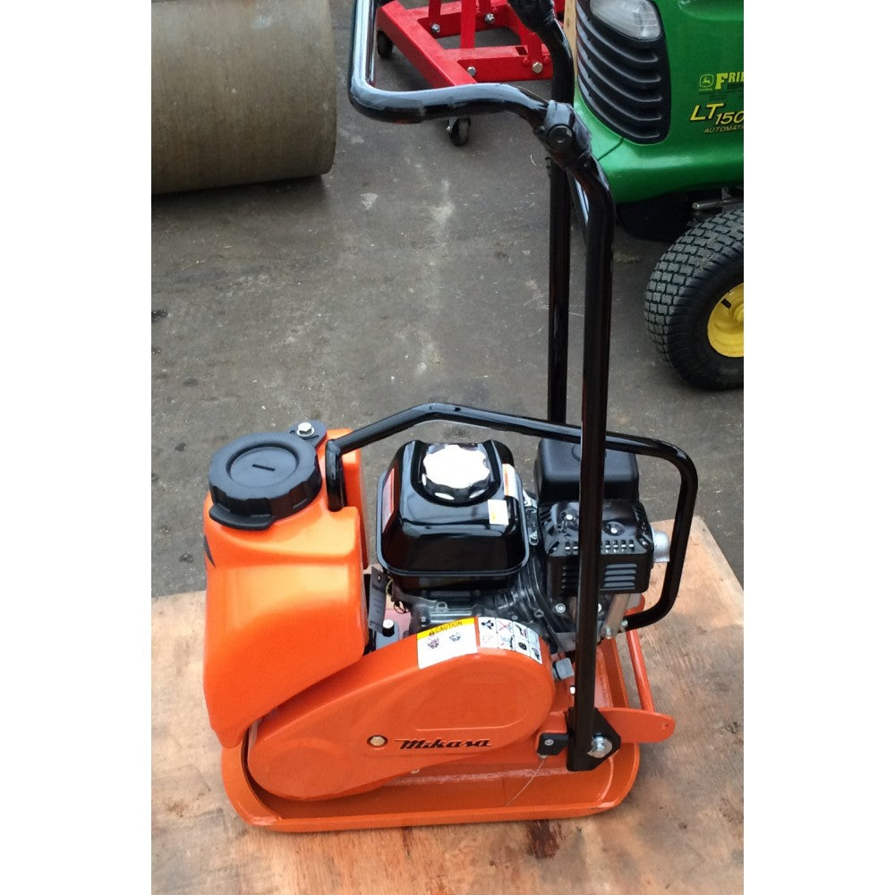 COMPACTEUR MULTIQUIP 150LB - MVC64VHW